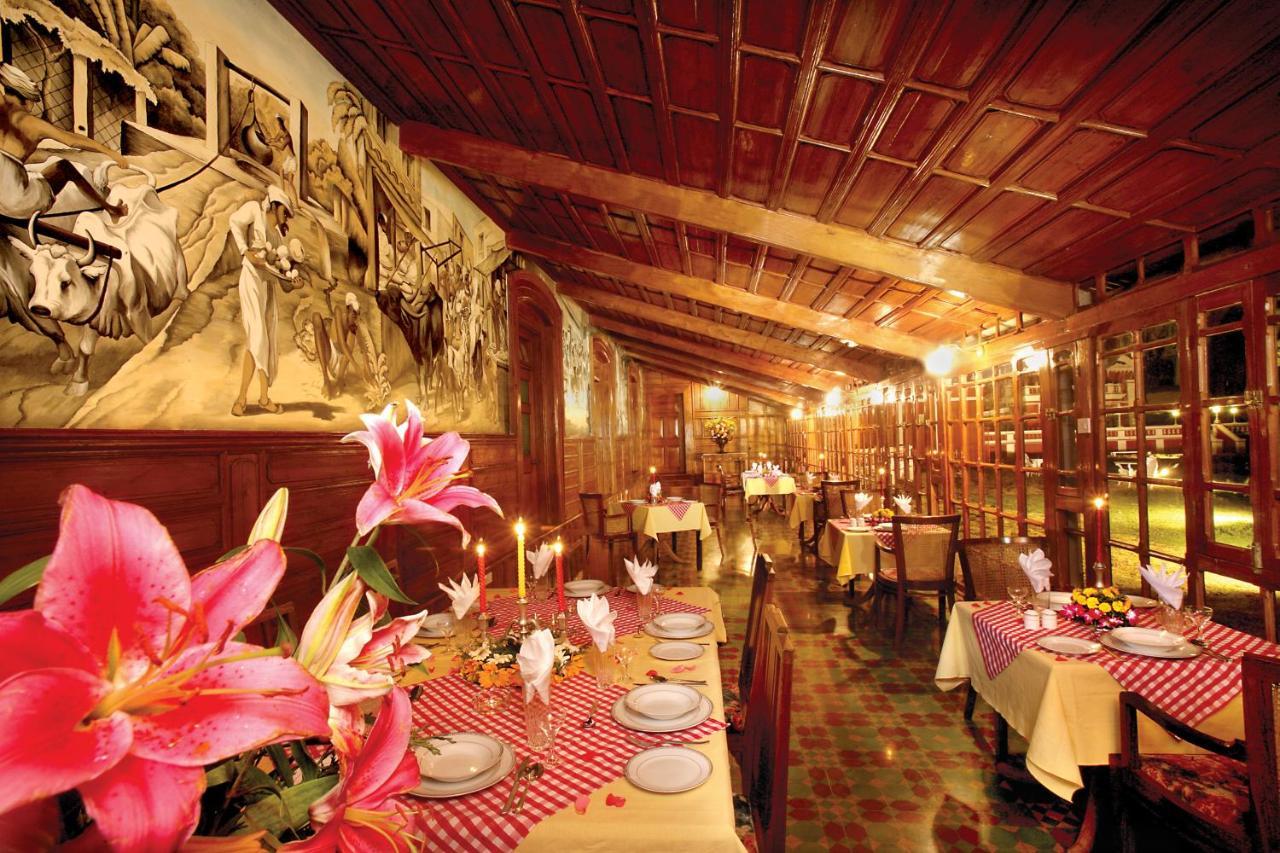 Welcomheritage Fernhills Royal Palace Уті Екстер'єр фото
